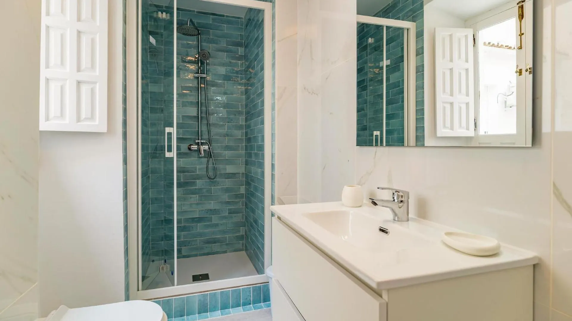 3 Bedroom Beautiful Apartment In 안테케라