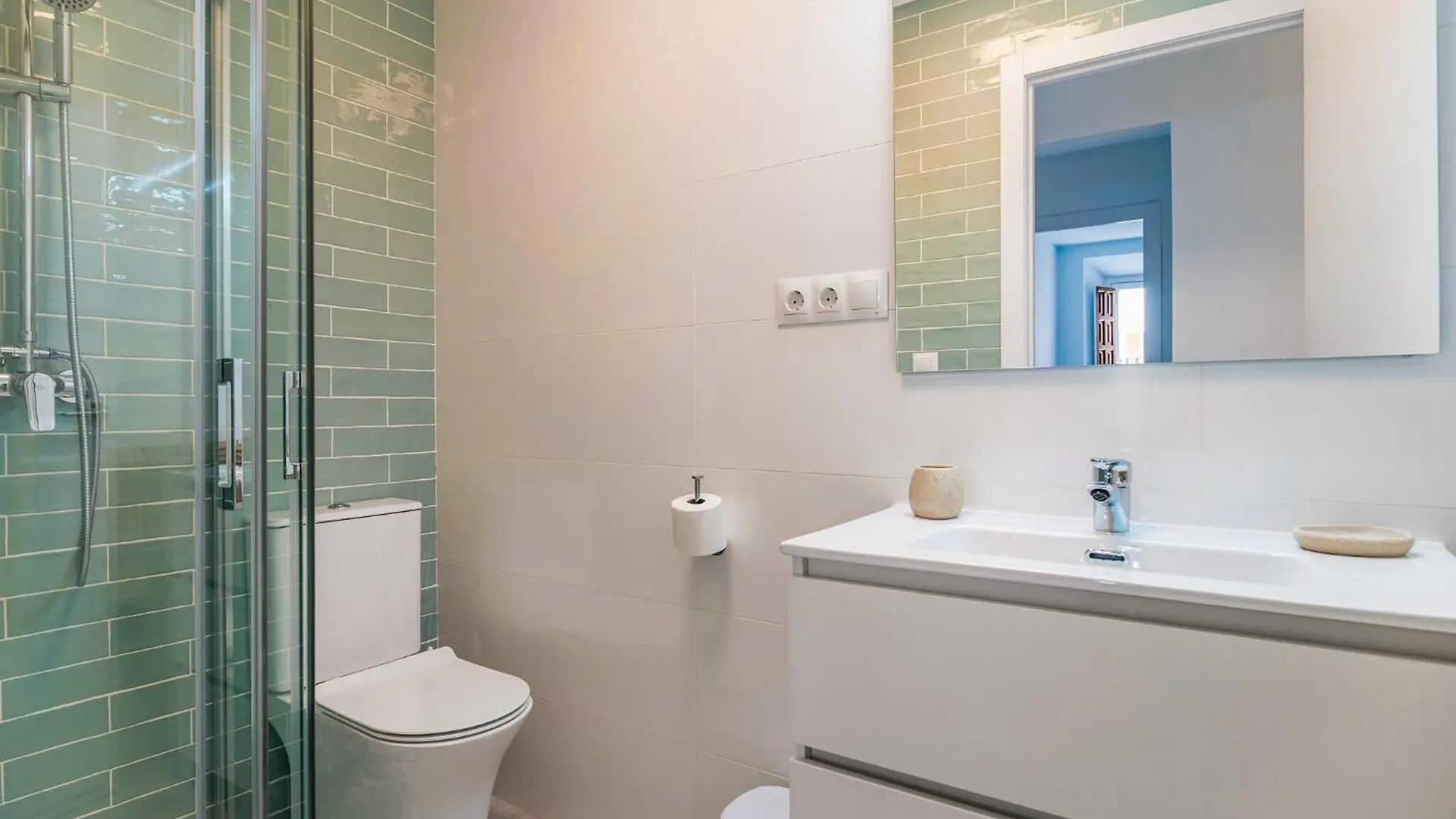 3 Bedroom Beautiful Apartment In 안테케라 0*,  스페인