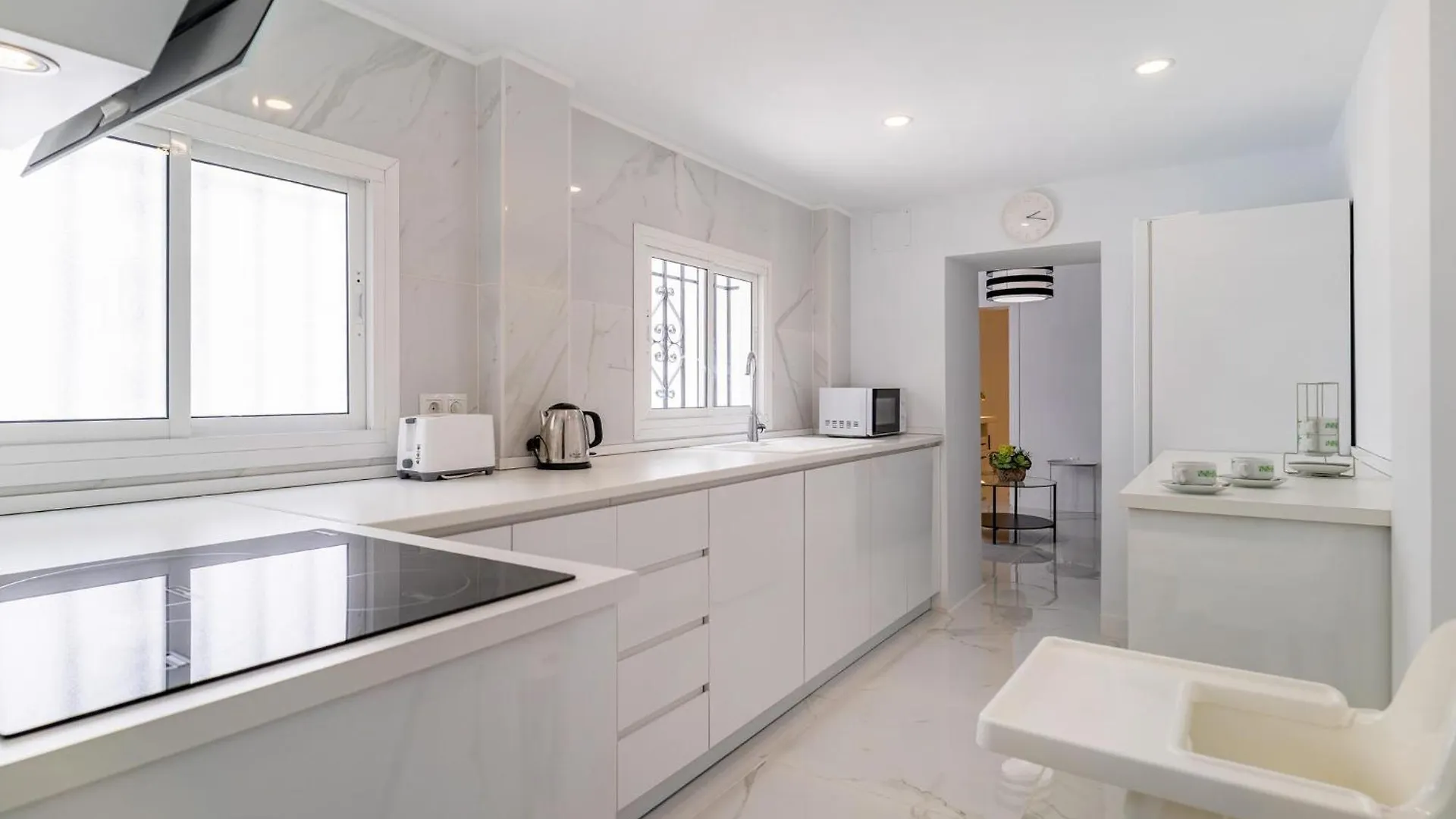 3 Bedroom Beautiful Apartment In 안테케라
